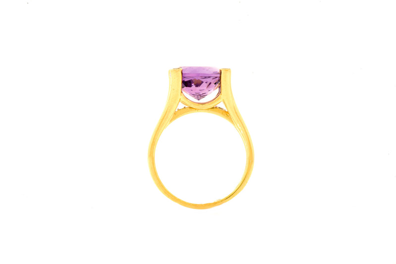 14K Yellow Gold Ring with Amethyst & Diamonds