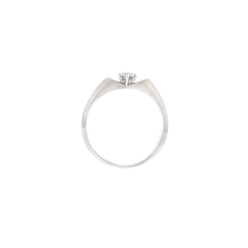 14K White Gold Diamond Ring